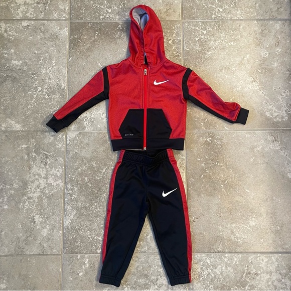 Nike Other - Boy’s Nike Set